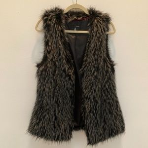 Express Faux Fur Vest , Jacket  Size M Black/Gray